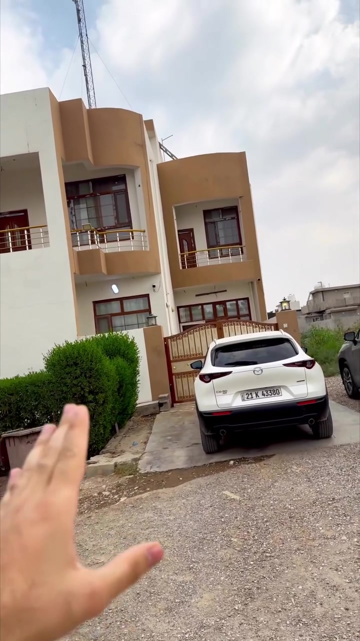 إمام عباس • ٢٠٠م • بئر ماء