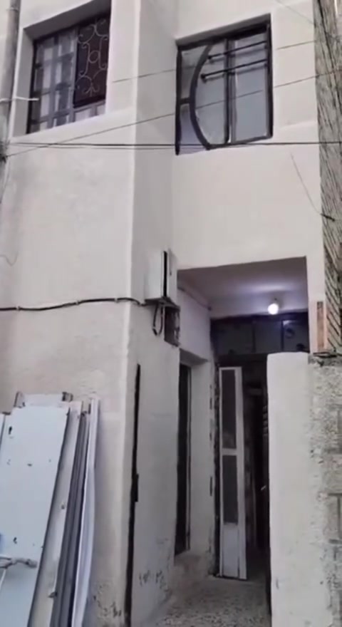 السلام عليكم
بيت للبيع مساحه ٤٢متر في الحريه مقابيل مستشفى الدولعي السعر ٨٤ وبي مجال للاستفسار ***********
***********
