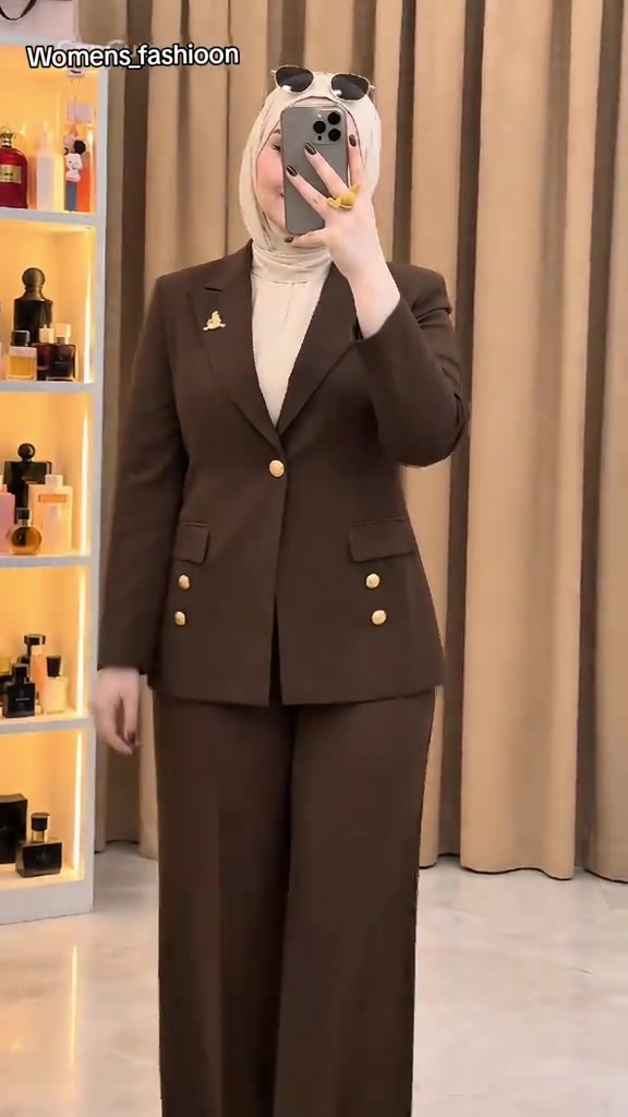 فستان • مقاسات ٣٨-٤٨ • انستقرام womens_fashioon