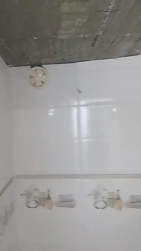 سلام عليكم خلفه سيراميك شغل درجه أوله ستلام مهندس ***********
