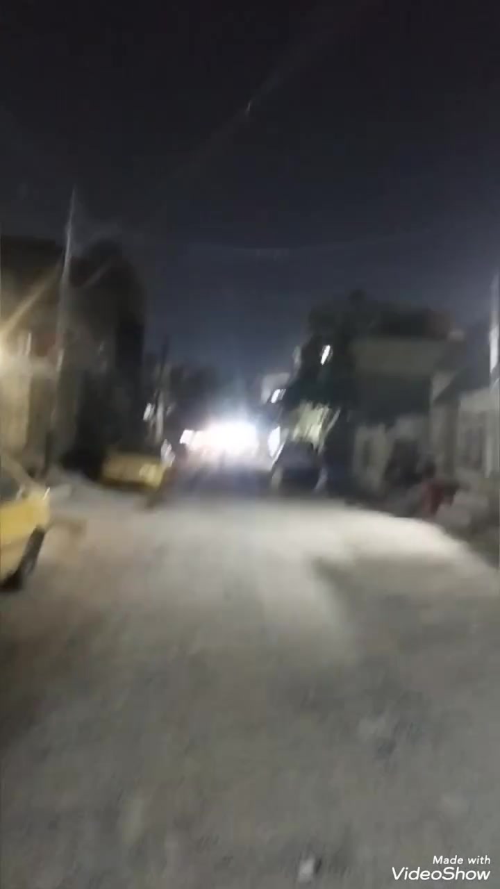 السلام عليكم بيت سابع بيت عن افران بانده البيت خلفي المساحه 100مربع الجبهه8امتار البيت بي شويه نقوصات السعر 40
رقم ***********
