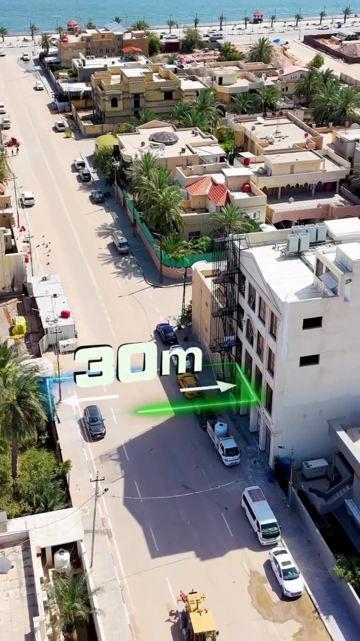 للإيجار | بناية حديثة في البصرة – البراضعية

فرصة مميزة لاستئجار بناية حديثة بالكامل في منطقة البراضعية، تبعد حوالي 50 متراً فقط عن شارع الكورنيش، وتقع على شارع 20، بموقع استراتيجي يناسب الشركات والمكاتب الرسمية والاستثمارات التجارية.

تفاصيل العقار:
• بناية حديثة بتشطيب مميز.
• مساحة كل طابق: 300 م².
• إمكانية استئجار طابق مستقل أو البناية بالكامل.
• موقع حيوي وسهل الوصول.

بدل الإيجار:
• الطابق الواحد: 5,000,000 دينار عراقي شهرياً.
• البناية بالكامل: 15,000,000 دينار عراقي شهرياً.

📌 رقم الإعلان: 92

━━━━━━━━━━━━━━━

الرضوان للاستثمار والتطوير العقاري
Alrdwan Real Estate Investment

📞 ***********
📞 ***********

بيع • شراء • إيجار • استثمار • إدارة أملاك

📍 البصرة – البراضية – بداية شارع سيد أمين

ثقة • مصداقية • سرعة إنجاز • عروض حصرية

#البصرة #البراضية #عقارات_البصرة #للإيجار #بناية_للإيجار #شركات #مكاتب #استثمار #عقارات #Basra #realestategoals
