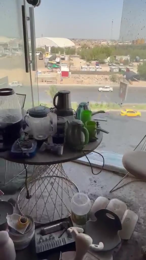 غراض كله كله تشتغل واكثرهم جديد للبيع كلهم شلع الاتصال على الرقم *********** المكان حي القادسية مقابل معرض النجف الدولي شارع المطار الصب
