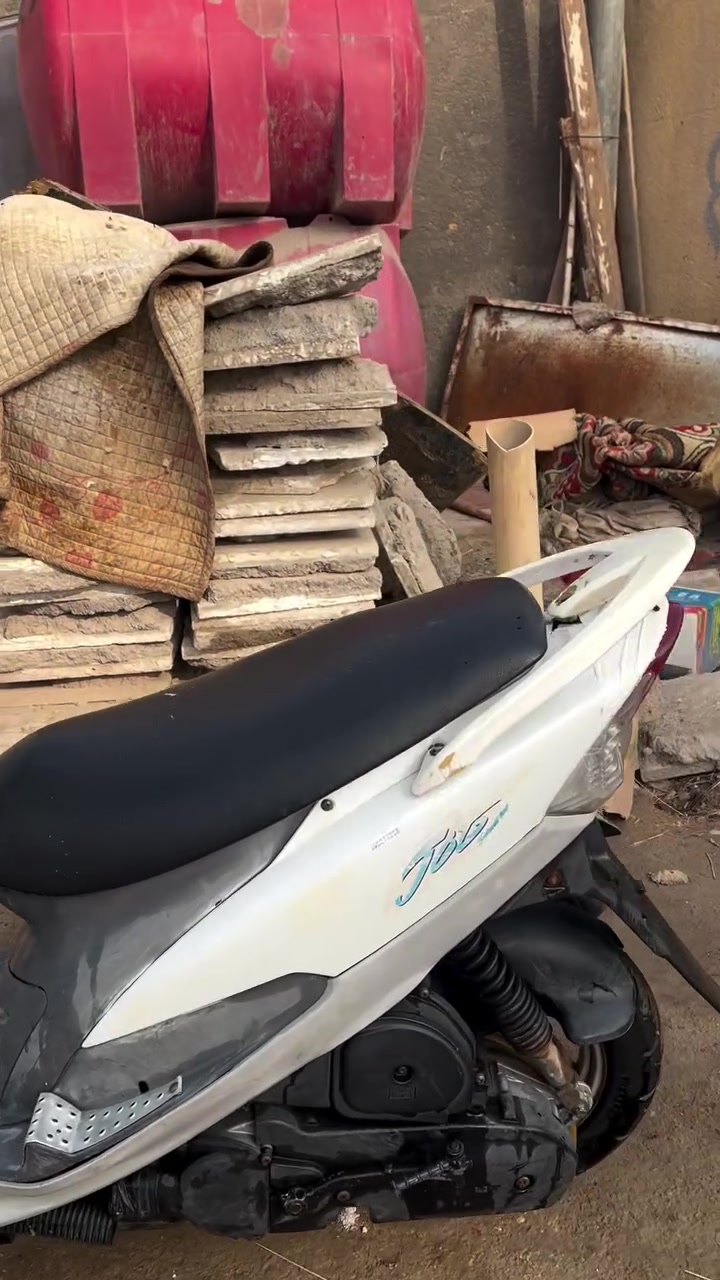 ما مفتوحة • بخدمة • للبيع