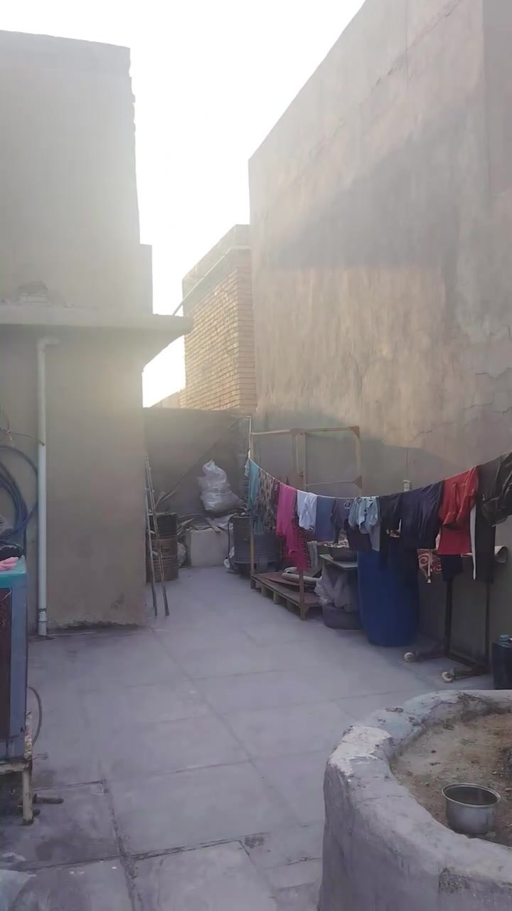 بيت حي العسكري مساحة ٢٥٠م بناء طابوق كما موضح في فديو اتصال على الرقم ***********مراجعة مكتب مسعودي
