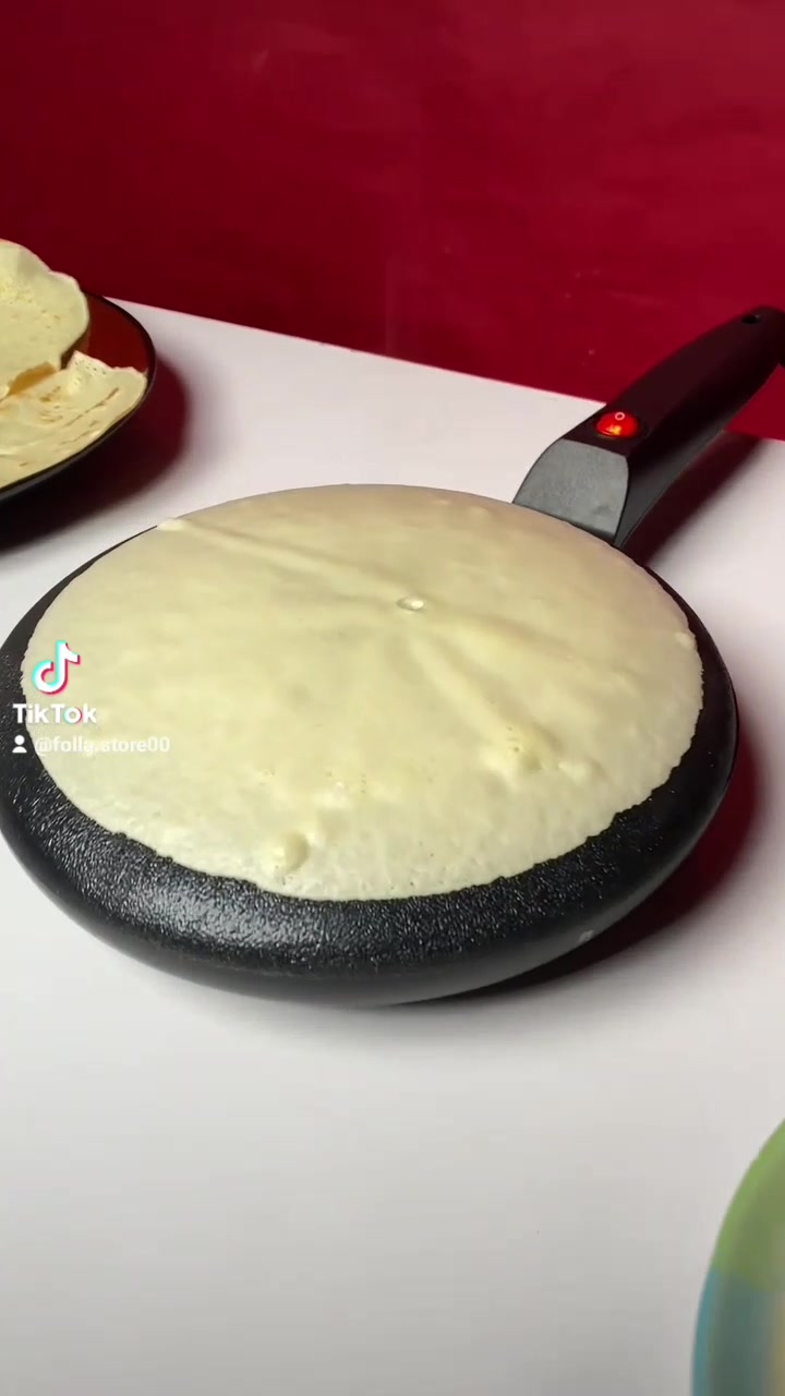 مقلاة بانكيك • أوتوماتيكية • 600 واط