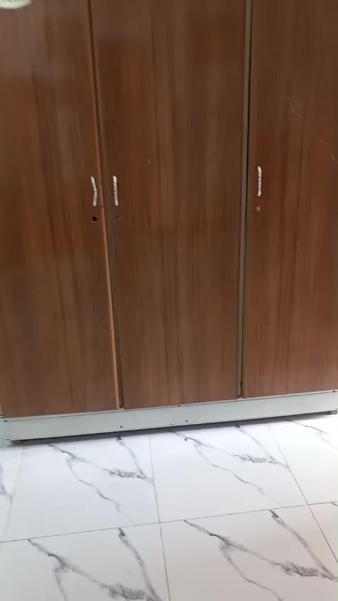 دواليب • ديكور • بدون تفاصيل