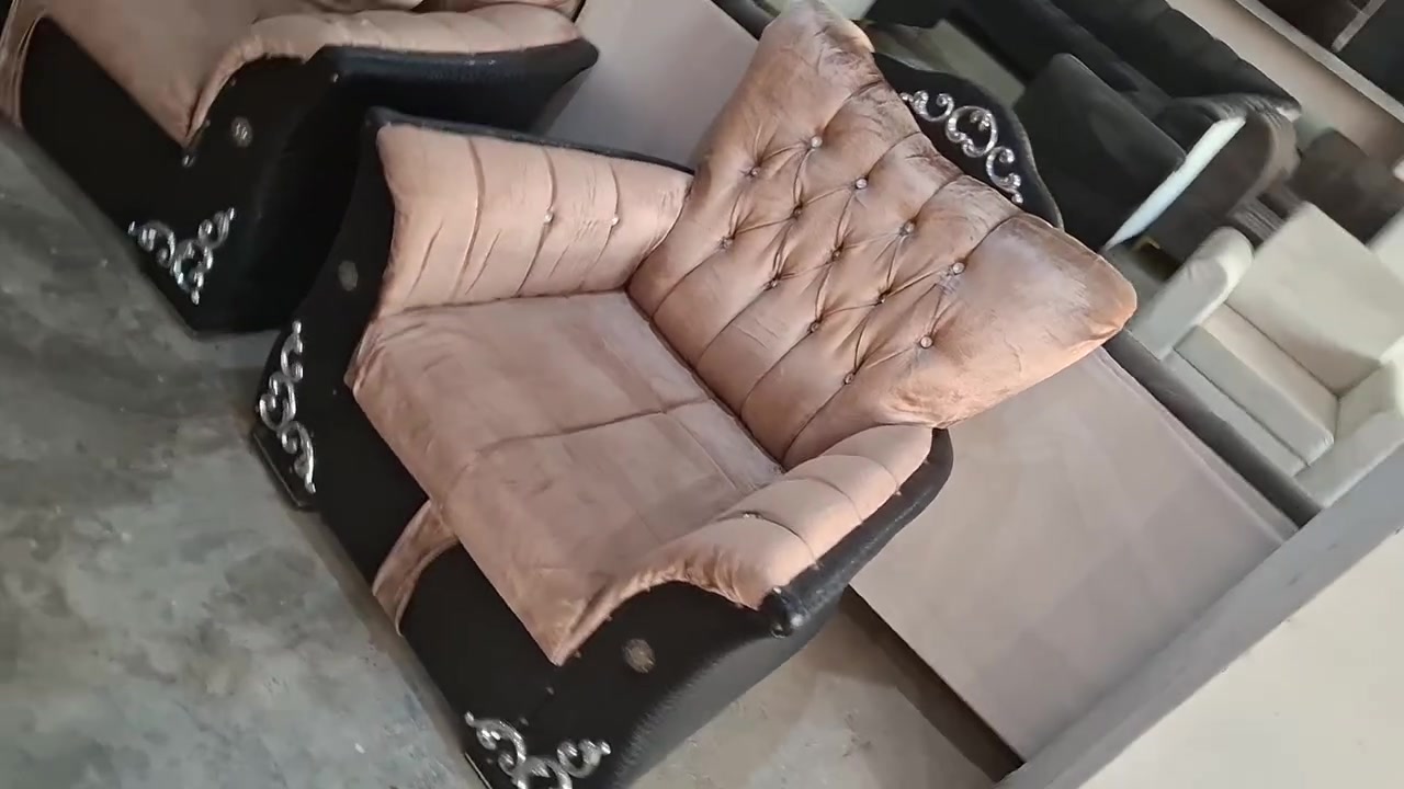 تخم باله تركي ملكي  ماركه   نظيف جدا جدا 10نفر اسفنج ضغط طبي بولستر  نضيف باله تركي
الحمزه الغربي ***********
