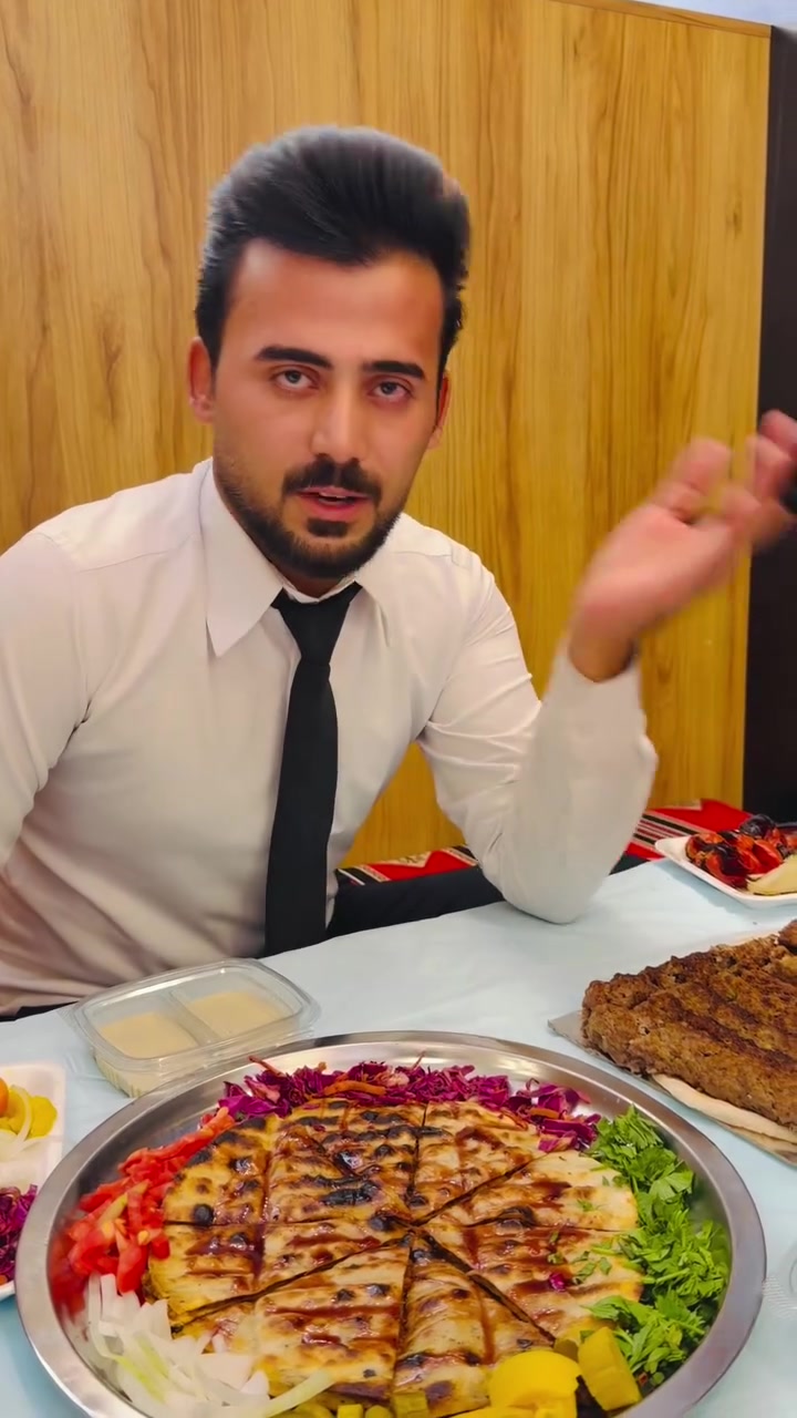 الاول في كنعان اكيد طابق للعوائل وطابق للشباب 
توصيل مجاني ***********
***********
