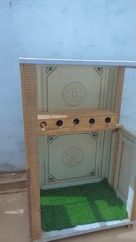 قفص • للبيع