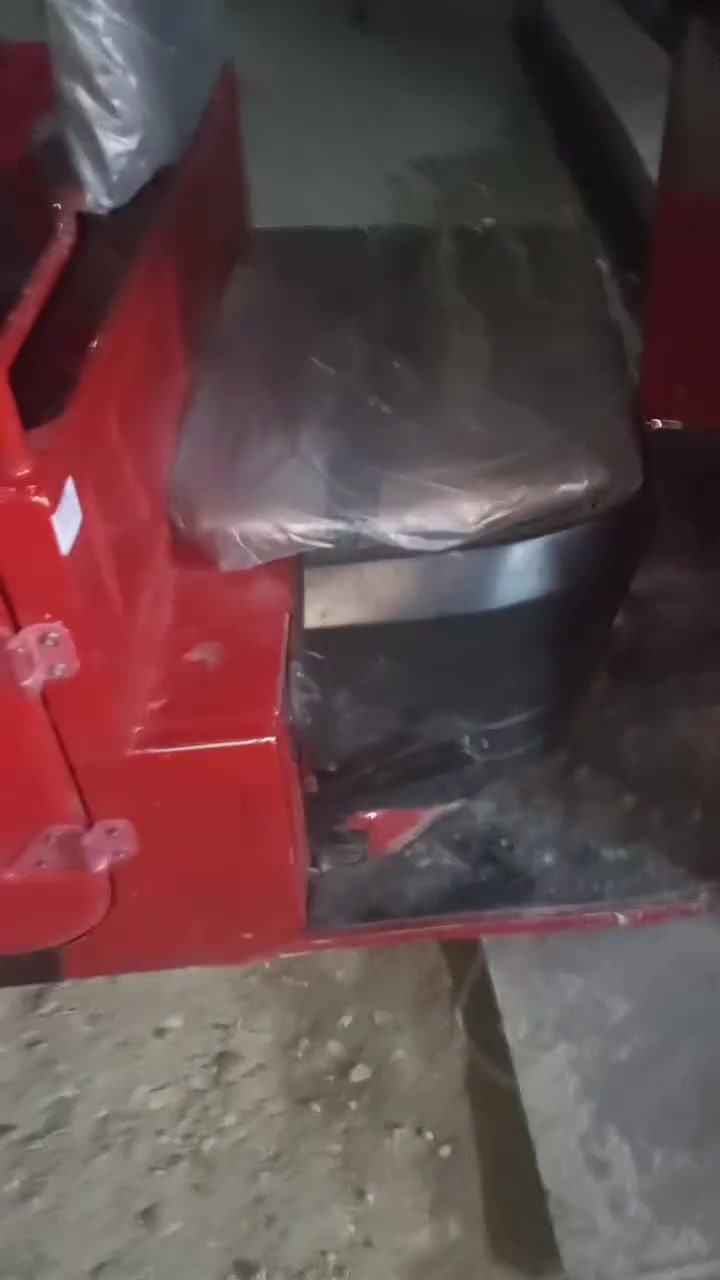 سلام عليكم تكتك 2022 
جادر جديد تاير تخم 
مكينة بيهه تنقيص 
بيهه ضربهه كما موضحه بل فيديو

مكاني بغداد الوالدايه قريبه ع حي البتول أو حي النصر 

سعر8/250مليون

رقم ***********

