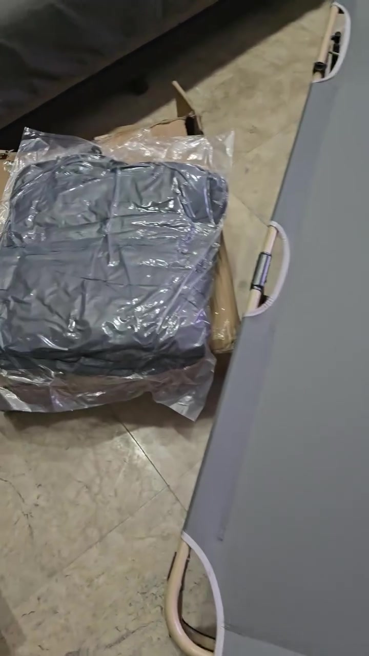 السلام عليكم قيم واخذ جديد واتساب ***********
