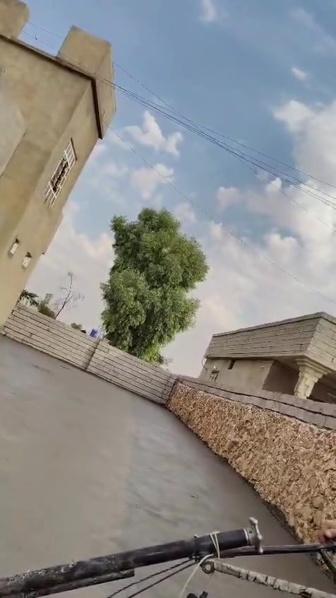 السلام عليكم يوجد لدينا صب جاهز او صب مركزي باسعار مناسبه مع شغل رقم واحد تريد شغل  كطعيه تريد بالمكعب تريد بالمتر شرط اسمنت ماس موادنا نهريه شغلنا واحد على واحد والشغل مقابيل العين عندك صبه حوش او ارضيه حوش ا وصب الداير مال بيت او قدمت بيت اوصبت كاشي او سيراميك او صبت لاش  اي صب كان عندك غير هذا الصب احنا حاضرين بتجهيزك وشوف شغلنا تحفه فنيه هذا شغلنا وشوف وانظر ودحج وامانت الله انت احكم على شغلنا اللي موجود في هذا المنشور اشتغلت في عده مناطق في هذا اليومين تم صب ارضيه حوش وتم صب داير بيت  مع سقل هلي كوبتر (***********)
