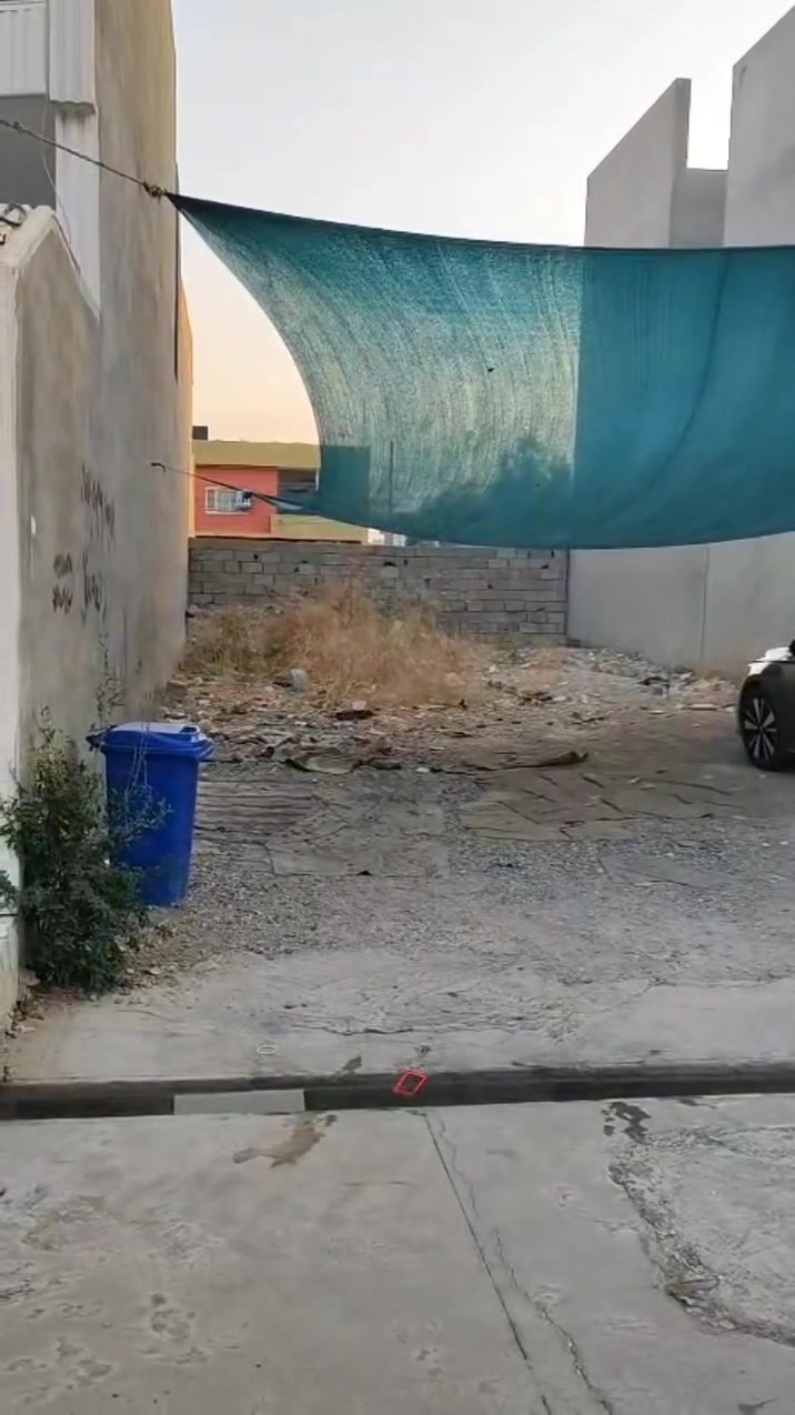 🔥🔥 فرصة مميزة للبيع في كركوك 🔥🔥
🏡 إعلان رقم (2369)
📢 قطعة أرض طابو صرف للبيع
📐 المساحة: 150م²
📏 الواجهة: 7.5م
📍 موقع مميز جداً – ساحة الاحتفالات، خلف صيدلية ضحى عدنان
📜 طابو صرف
💰 السعر: خاص
⭐ مناسبة للسكن أو الاستثمار حسب رغبة المشتري.
📞 للتفاصيل وحجز موعد المعاينة:
☎️ ***********
☎️ ***********
☎️ ***********
🏢 مكتب هبة للعقارات في كركوك
📍 سايدين المواد الغذائية – حي الواسطي
📍 قرب مول حجي زياد
📍 مقابل صيدلية ضحى عدنان
🏠 بيع • شراء • إيجار
🏢 نستقبل جميع العروض السكنية والتجارية في كركوك
📌 إذا تبحث عن عقار مناسب، تابع إعلاناتنا أولاً بأول
🤝 مكتب هبة للعقارات — ثقتكم أساس عملنا
#عقارات_كركوك #كركوك #أرض_للبيع #طابو_صرف #أراضي_كركوك #مكتب_هبة_للعقارات
