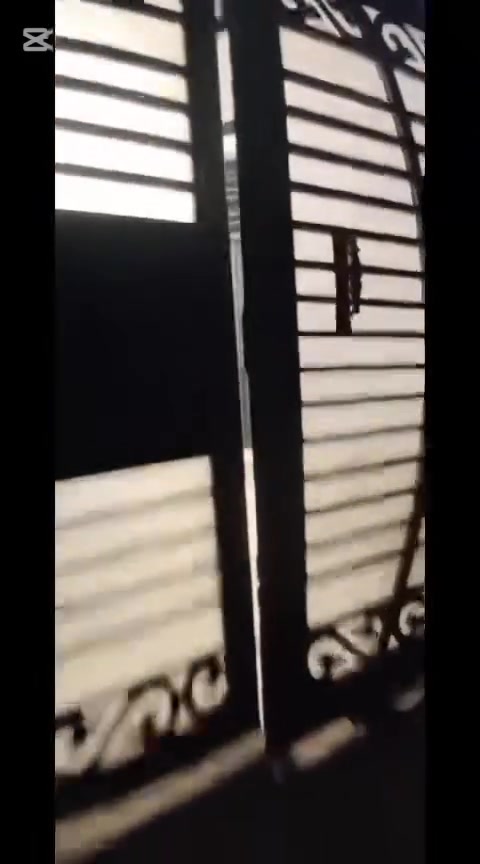 بيع مستعجل
بيت للبيع المساحه 125 طابقين يحتوي على أربع غرف +استقبال و صاله و مطبخ علما ان البناء حديث و الموقع مميز امام متنزه في حي الشهداء للاستفسار الاتصال على الرقم *********** او *********** و الواتساب على الرقم الاثير
