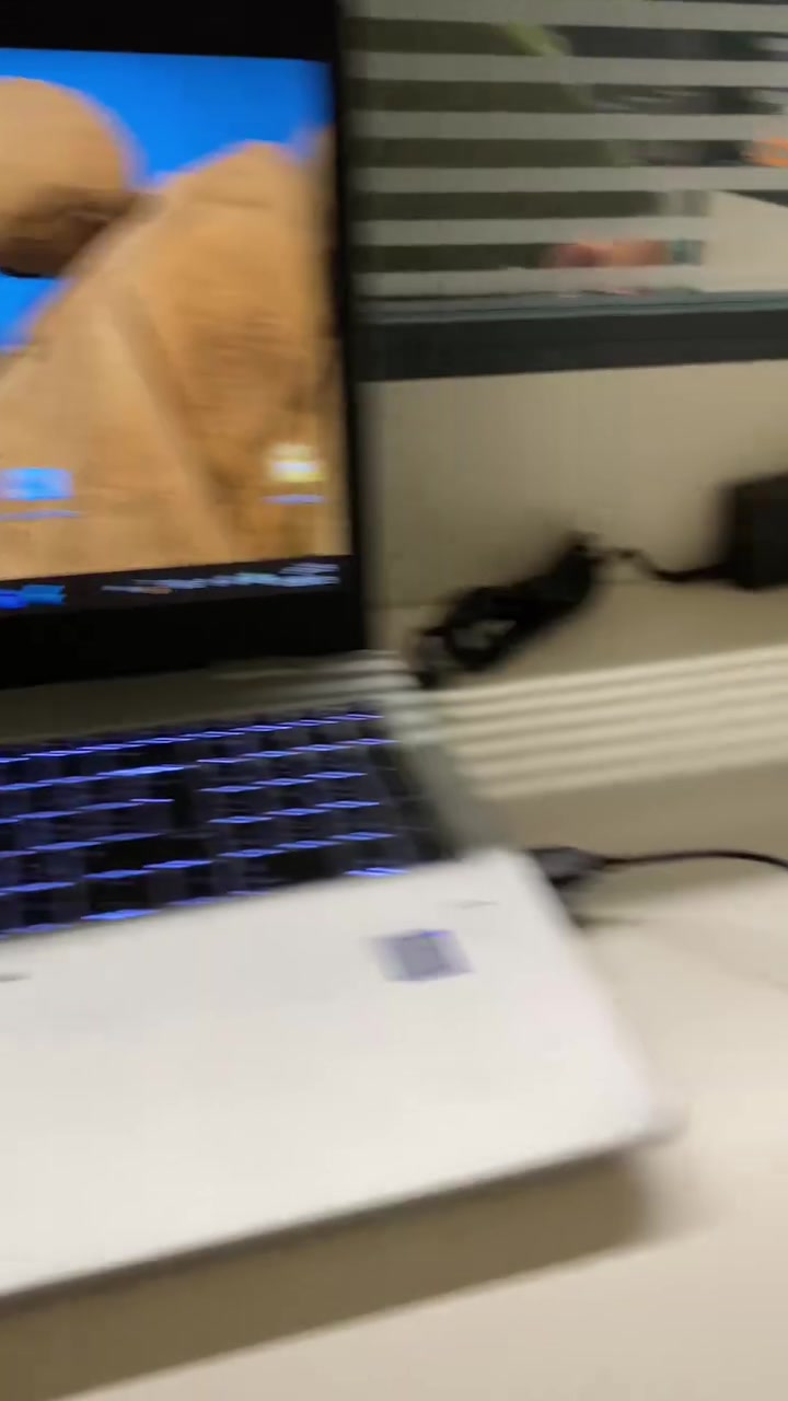 هاب USB • ٧ منافذ • مفاتيح مستقلة