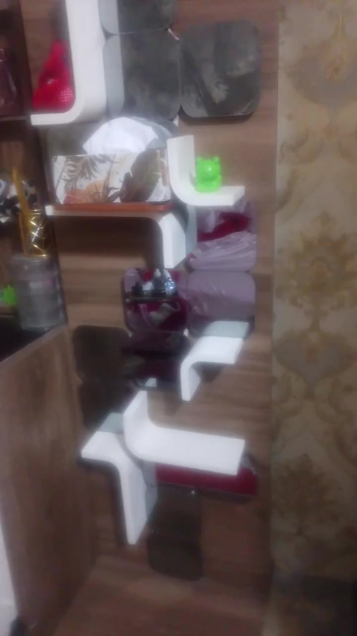غرفه تركيه 7قطع نظيفه سعرها 550 وبيها مجال بسيط مكاني مدينه الصدر ***********
