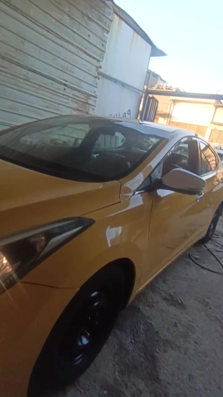 السلام عليكم 
النترا 2016امريكي
مكينه وكير 1800كفاله 
حادثه خشوم شواصي امامي بنيد وجاملغ مبدل  وباب خلفي مبدل بدون دواخل أبو ستوته ضربه ونشك وبدلته 
 جاهزه حداده صدر جدد 
دوشمه جديده جام جديد 
تخم تاير جديد 
قماره تكم حوض كفاله 
نقصه تبريد نقصه فقط غاز 
رقم بغداد 
السعر 80وبيها مجال للشراي مكاني شعب
***********
