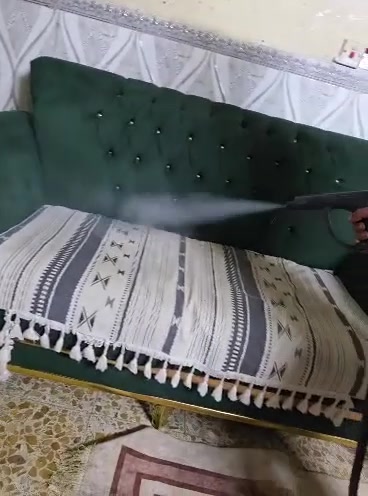 ٣٥ • إلكترونيات
