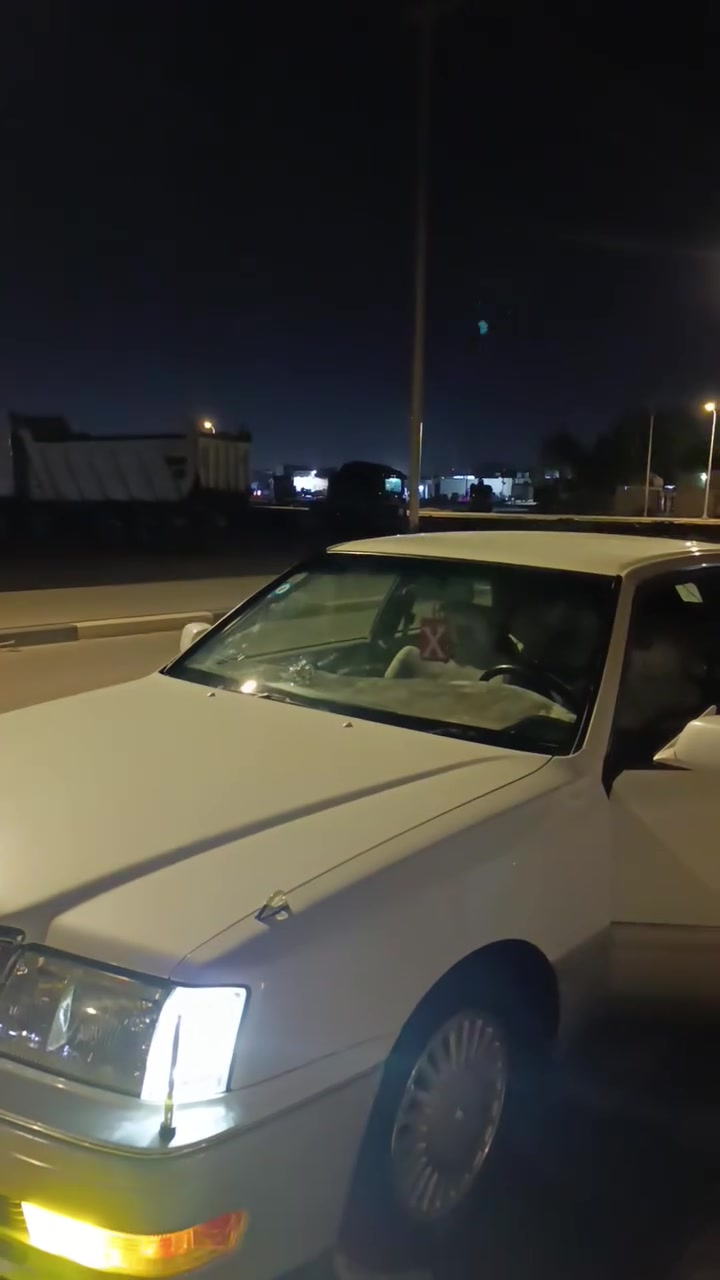 سلام عليكم راس ثور للبيع نضيف حيل بسمي سنويه جديده هزه جديده *********** سعر 103
