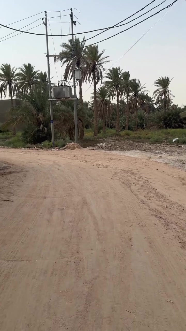ال بندر • بستان • ٣٣٥م