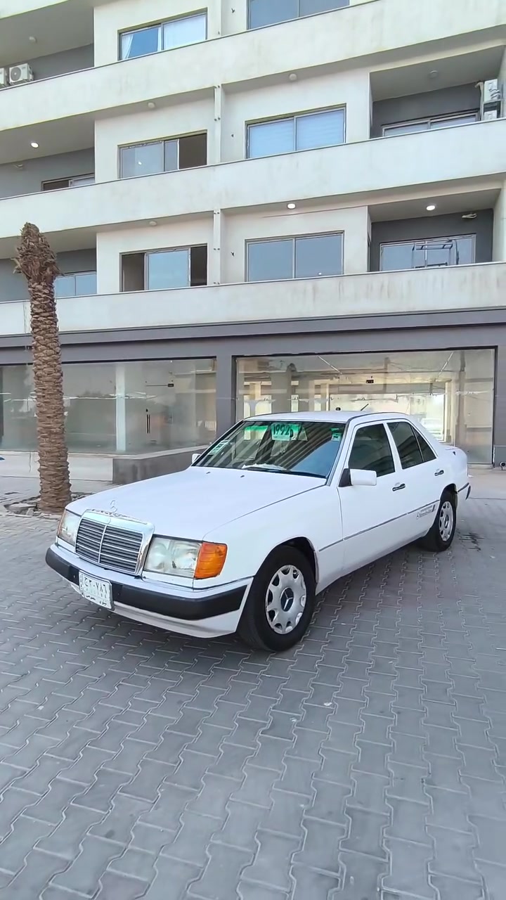 مرسيدس للبيع دوب موديل 92 جير محرك بطه 2.5 بطاقه بنزين مكان السياره كركوك سعر السياره 47 فيها مجال.  ***********
