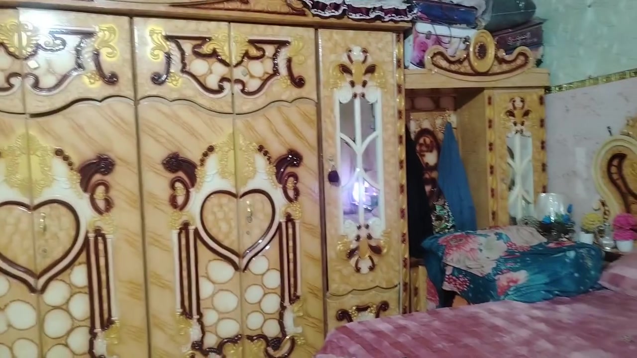 سلام عليكم هاي برفع البيع كامله سعره 1000مليون ***********

