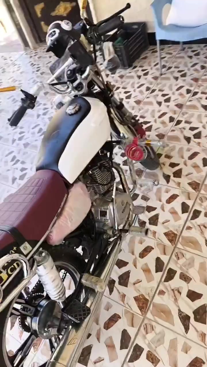 سلام عليكم
من رخصت الادمن

سولنك 
موديل2023
نضافه 99%
المحرك بلادي شرط 150
كهربائيات كلها شغاله 
ما يحتاج كلشي 
السعر 650 وبي مجال
يرهم مراوس حسب القناعه 
المكان:هيت/ناحية الفرات 
الرقم:***********
