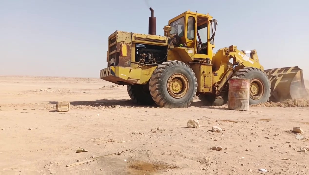 شفل البيع مكينه جاهزه تخم تاير شراي يتصل ***********

