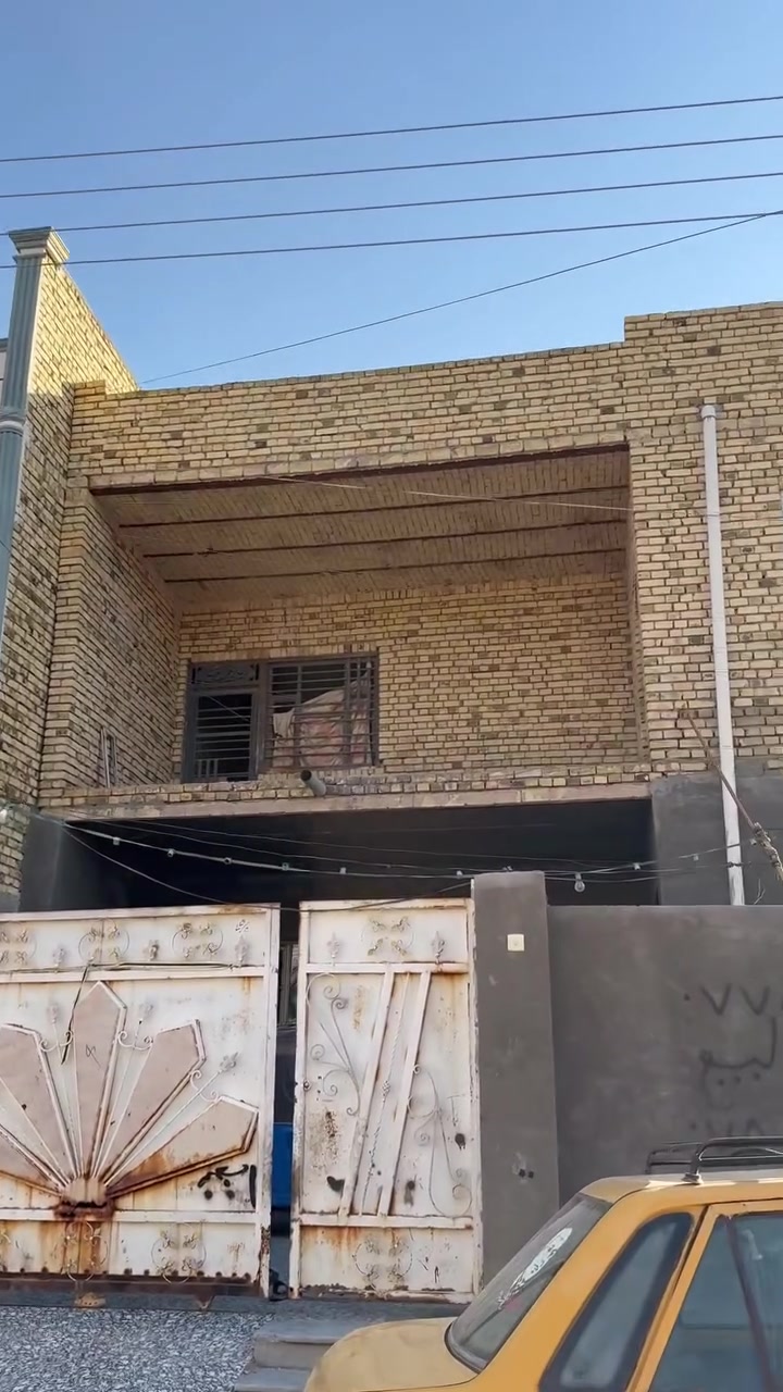 سلام عليكم بيت البيع ميسان الماجديه سيد جميل شارع 15قرب طاقه  طابو صرف مساحت البيت 200سعر 115شراي نتصل ***********
