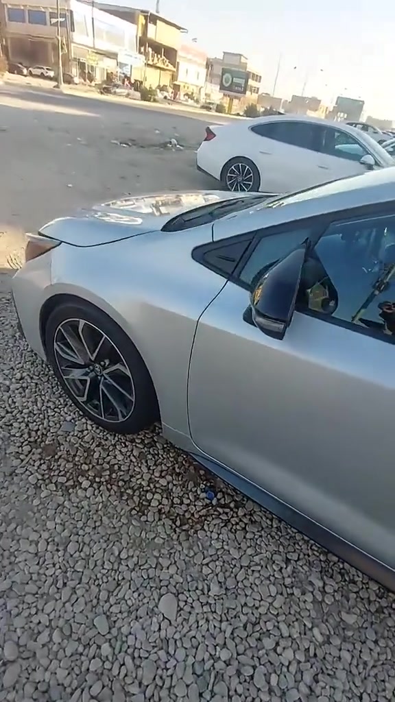 السلام عليكم كورولا للبيع موديل 2020 خير من الله حداديه جديذه تأيرات جذيده سياره خير من الله تبريد خير من الله ضربتها بس بنيد او بلادي السياره خير من الله راقم موبايل ***********
