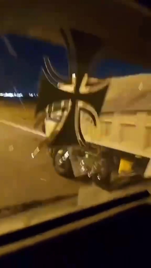 مقطورة • البي • للبيع