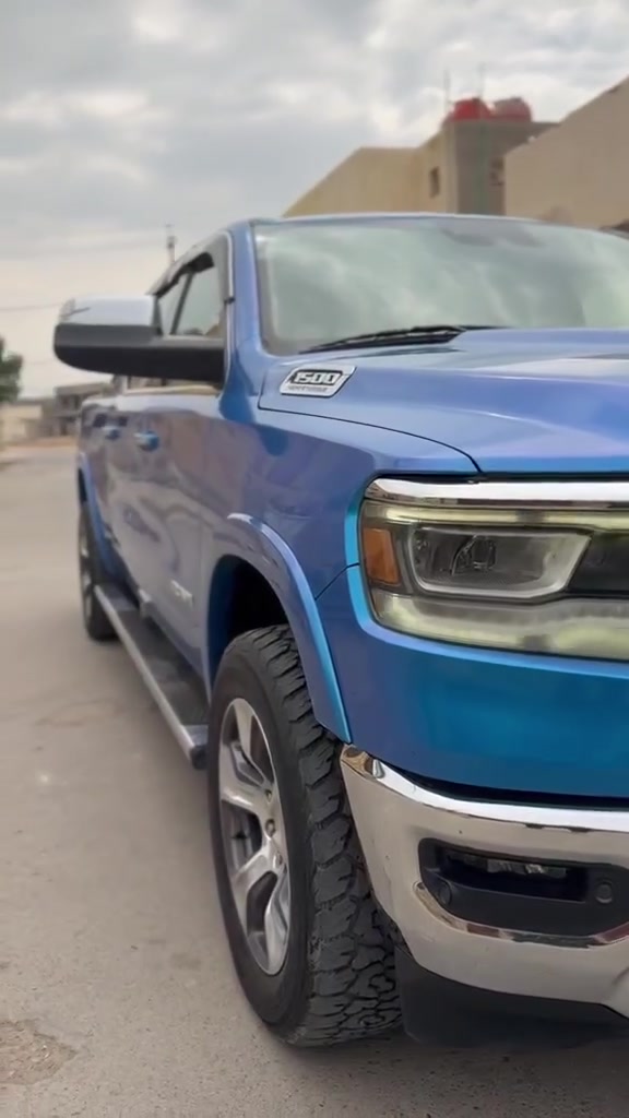 لارامي • HEMI ٥.٧ V8 • ٤٠ ألف مايل