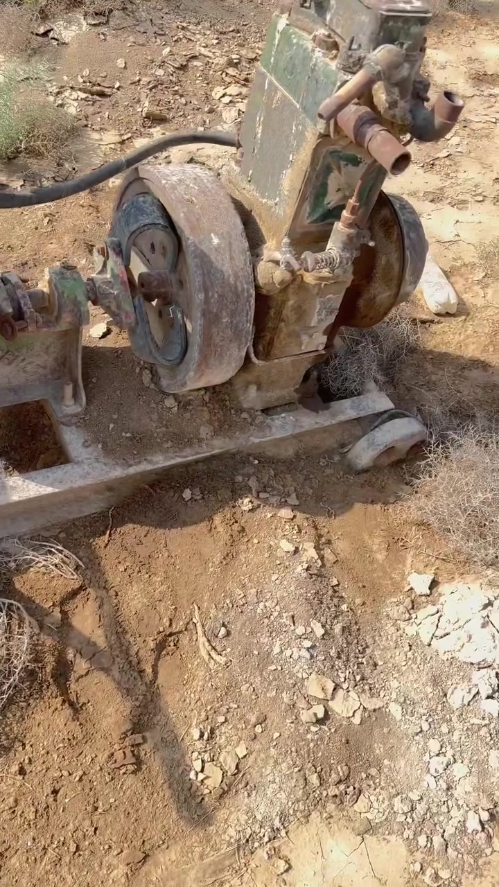 ماطور خمسه حصان قديم متروك صار سنتين سعر 300 الف دينار وبيه مجال اتصل ***********
