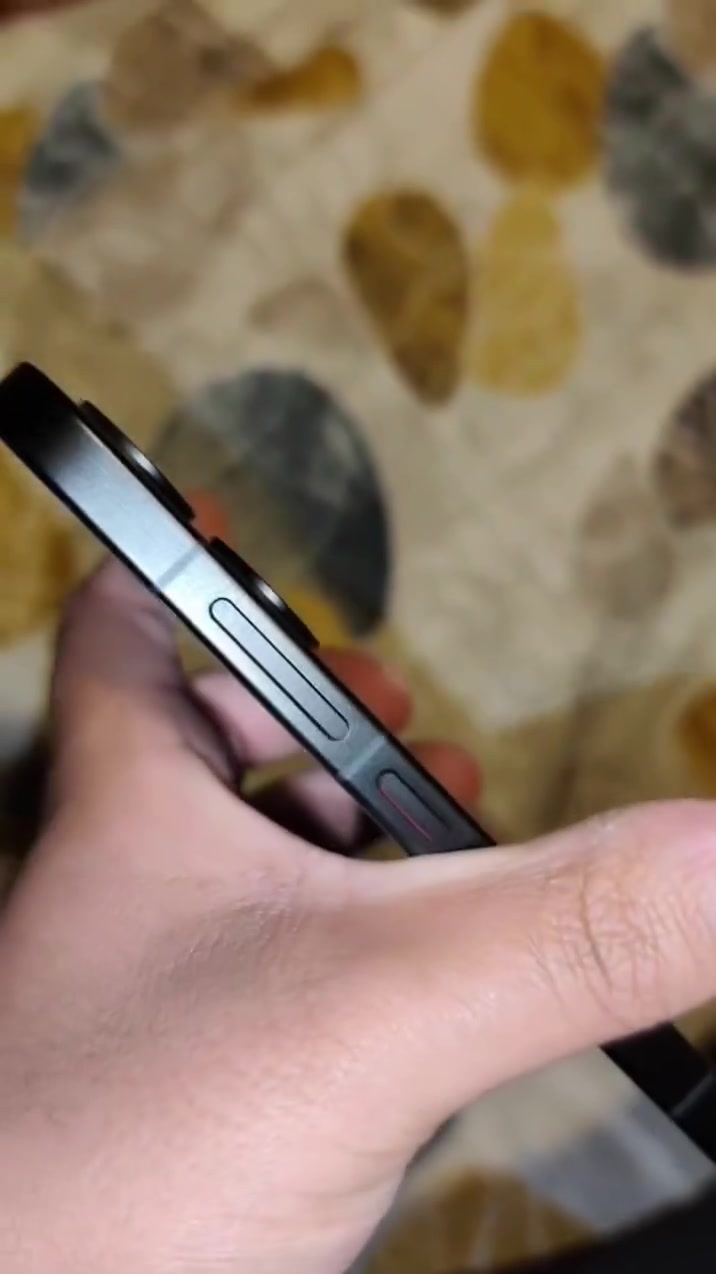 poco x8 pro
استخدام 5 اشهر
مكفول من الشخط 
عدد دورات شحن 144
بطارية 99%
سعر450 قفل 
مكان اربيل 
تواصل ***********
ملاحضة الشخوط مال شاشة خال لزكة حماية

