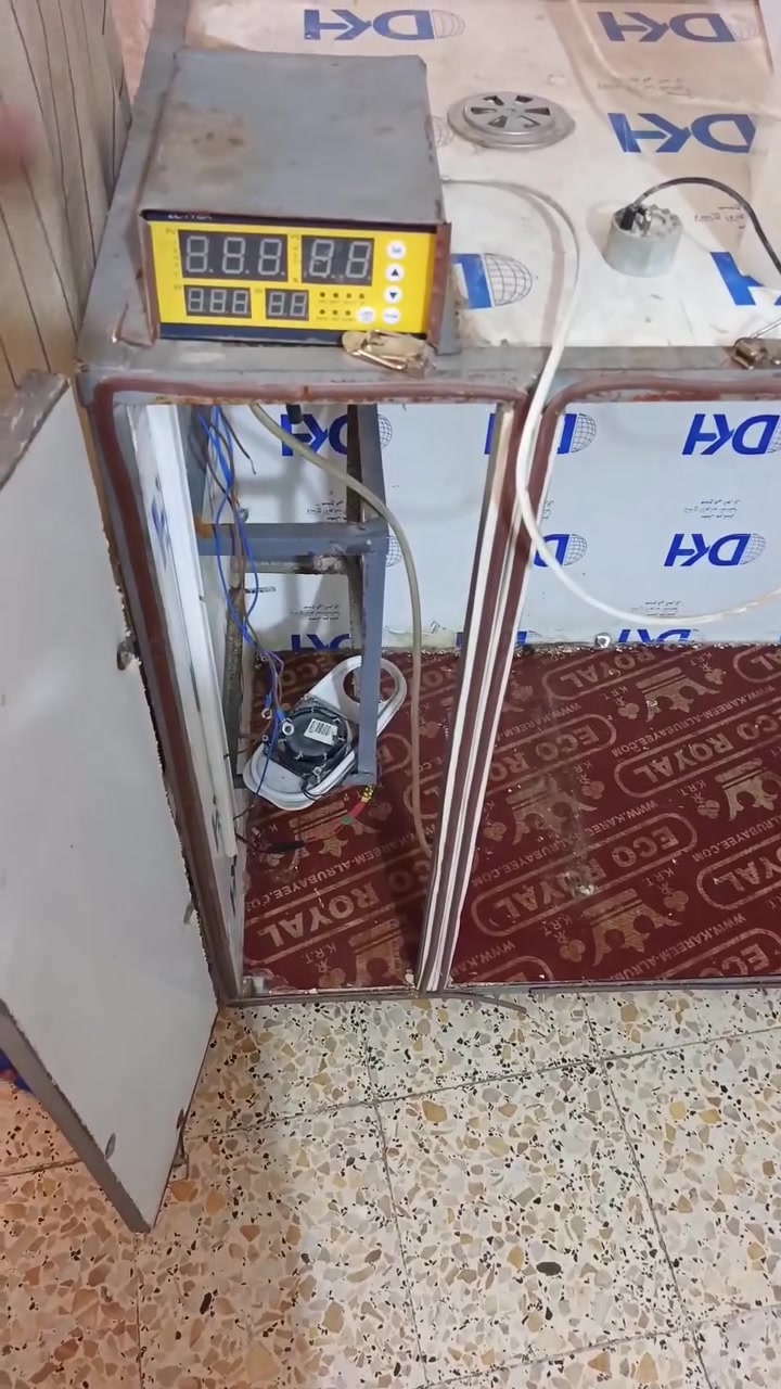 مستعدون ضبط  وتصليح الاخطاء الفقاسات ومعايرتها بأحدث الاجهزه المتطوره الروسيه المتطوره ***********مفاقس ابويوسف المعماري

