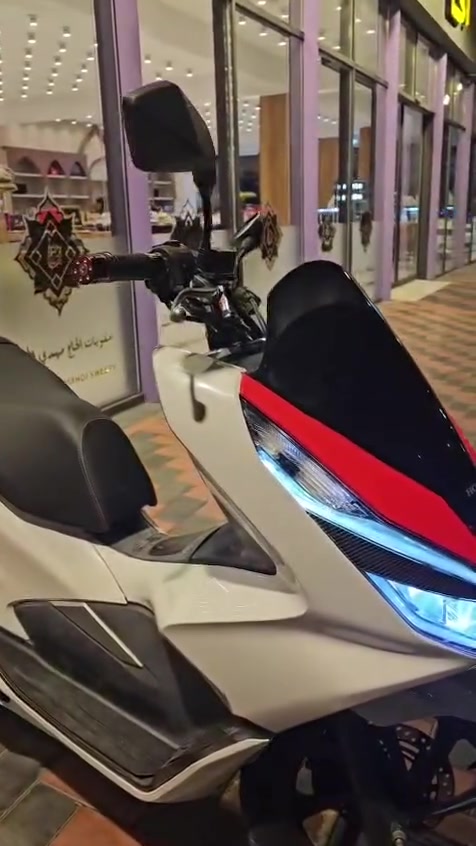 بسم الله الرحمن الرحيم ❤️‍🩹 .
بي سي اكس pcx الجيل الثالث ياباني ياباني ياباني .
محرك 150cc .
لا اتعب روحك و ادور من احلى بي سي اكس بلفيس كله و انضفهن دراجه تخبل فول نضافه كلشي بيهه بلادي كلشي كفاله عامه .
فقط الكفر بي ضربه كلش كلش كلش بسيطه بتكحيل تصير ما تكلف ابد عن الحلال و الحرام .
الدراجه مصروف عليهه هواي من شغلات مال ترتيب تغليف بيهه الدراجه كلهه بيضه بيهه تغليف كاربون و تغليف احمر مال جماليه و يدات سكليتر رياضي و استاند رياضي .
الدراجه ما شاء الله تخبل تعال و شوف بعينك .
المكان بغداد الاسكان شارع مستشفى طفل 
السعر 23 وبيه مجال للشراي و اني خادم 
الرقم ***********
