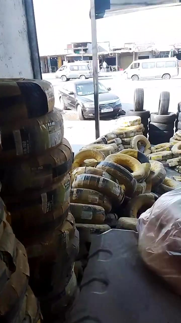 يالله اللهم صل على محمد وال محمد
على بركة الله اليوم 
وصلتنا وجبة تاير بالة (بالسلفون) بي قياسين يرهم ١٢ عالي و١٢ ناصي السعر تفليش سعر الزوج ٤٥ الف اكرر الزوج ٤٥ لاتجي وتكلي يصير ٤٠ الزوج بسعر تك الصيني 

العنوان بغداد الحسينية قرب السوق الثاني 
اللامي للاطارات الاوربية *********** وتساب
