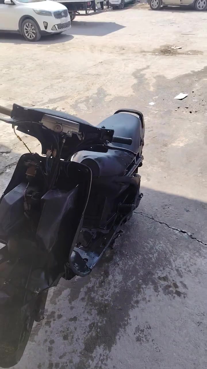 سلام عليكم درجه فراشه للبيع
 تفاصيل داخل فديو
مكاني نجف حي الأنصار
رقمي ***********
