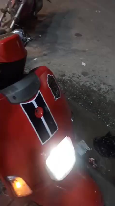 بوليسي • نضيف • بلاديه