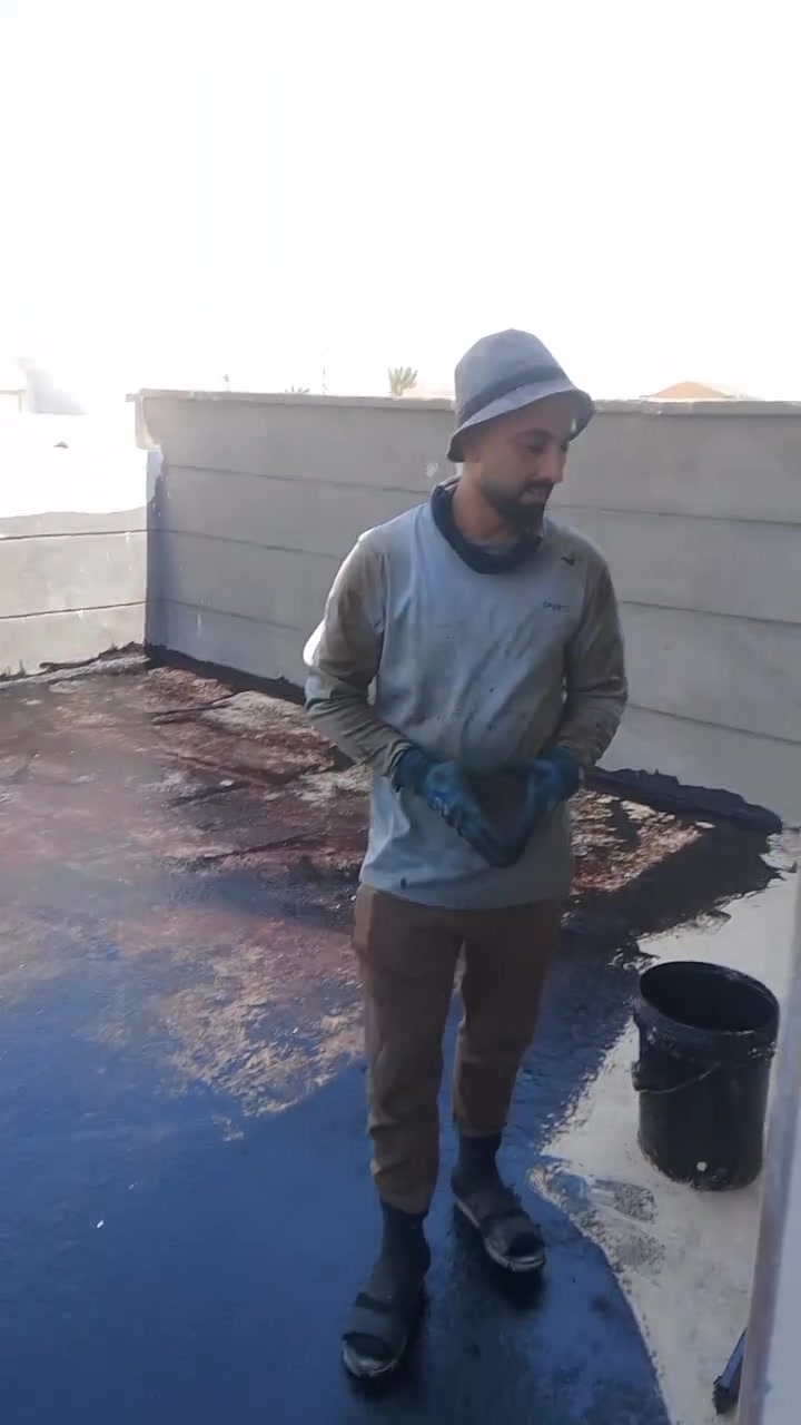 ربنا سبحانه وتعالى يقول: أنا عند ظن عبدي بي
ونحن والله نحسن الظن ونؤمن بأن كل ما عند الله خير.

بسم الله والصلاه والسلام على رسول الله 
🔹عملي في قضاء هيت منطقة حي (القادسيه) تم تزفيت السطح ماده الزفت لسد المسامات ومعالجه التشققات والفطور والرطوبه 
🔹 تفاصيل العمل قاط الأول تزفيت وبعدها يتم القاط الثاني القير درجه اولى لايسيل ولا يلزك ويحافض على السطح من الرطوبه 
✅ مستعدين لتقيير الاسطح والمباني الحكومية وتقيير احواض الماء من الرطوبه 
✅ وتزفيت القطع الأراضي والرباطات والجدران والارضيات من الرطوبه الارضه 
✅وعمل ماستك السطوح وتصليح الماستك القديم كوي واضافة 
✅وعمل ماده البيضاء للاسطح بكافه انواعها شبكه او بدون شبكه عازل حراري 
✅وعمل ماده الايزوكام الدرجه الاولى عازل حراري 
✅وعمل وفرش الباد السعودي 

📍 جوده عاليه في العمل وجوده المواد وبأنسب الأسعار: عملي في كافة أنحاء محافضة الأنبار 
📞 الاتصال والاستفسار.        *********** ابو آدم المحمدي
