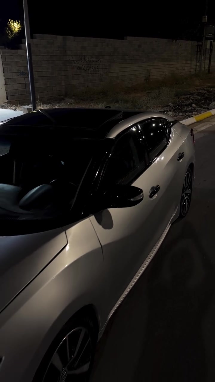 nissan maxima 2020
بـڕاوە قەپات قەپات مواسەفات  
سەیارەکە تاقانەیە لەجوانی
کامل مەسرەف کراوە کامل سێرڤس 
بەس لێخوڕینی دەوێ
کامل بەشەرت گێڕ مەکینە دەعم لێدراو کارەبای
هیچ مواسەفاتێکی نەقس نیە 
هیچ گڵۆپێکی پێ نیە لە شاشە 
سعری 73$مەجالێکی برایانە
شوێن ڕانیە 
watsapp *********** ***********
