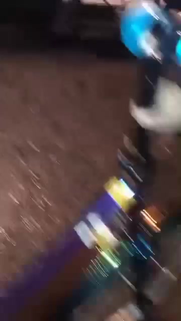 شباب بايسكل بناتي حجم 20 سبع ألوان البايسكل ياباني مديل 22 قبل أربع اليام لتشريته واريد ابيعه شاهد الله عليه البايسكل رايده 165 قفل شاهد الله عليه البايسكل جديد شخط مابيه والله العضيم