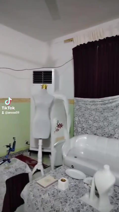 السلام عليكم يتوفر كوشة
توصيل كافة مناطق ديالى
للاستفسار اكثر اتصال ***********
 175   شامل الشد والنقل كوشت حنة ألقماش ماروني

