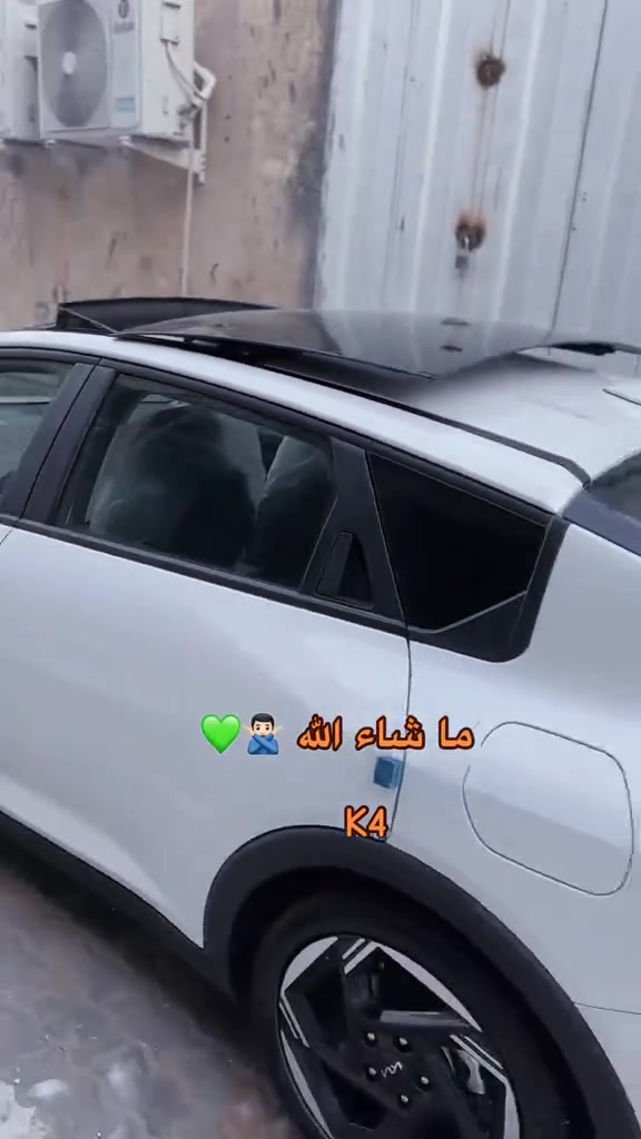@مفوله السيارة واحد علئ واحد تصليح جوملغ امامي فقط جه اليمنه باقي التفاصيل *********** السعر 165بيه مجال
