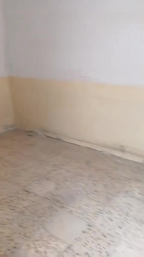 دار للبيع مساحة ٦٠ متر طابق ونصف يحتوي على ٢ غرف نوم + استقبال + ملحقات ***********
