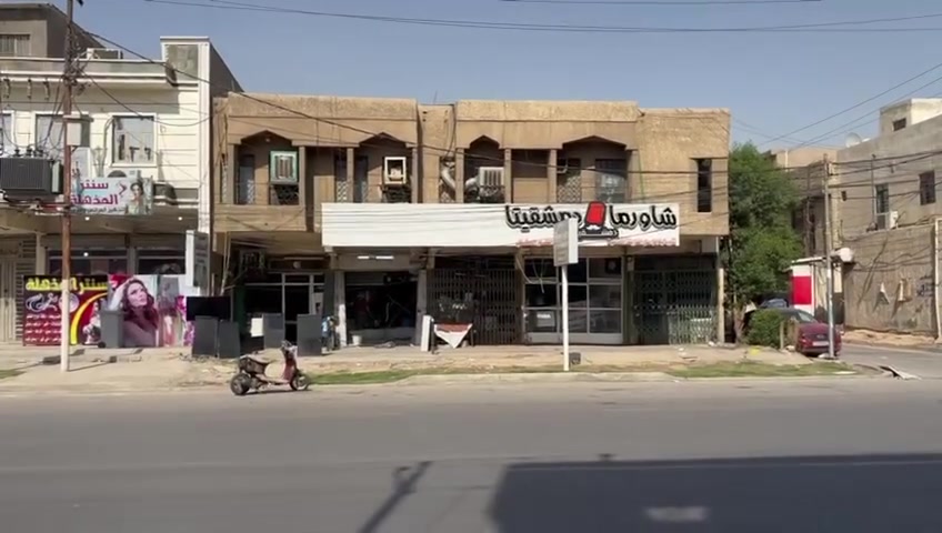 السلام عليكم يوجد بنايه للبيع ركن تجاريه وموقع مميز 320م نزال 20 واجه 16 وللجادين أي استفسار على هذا الرقم ***********
