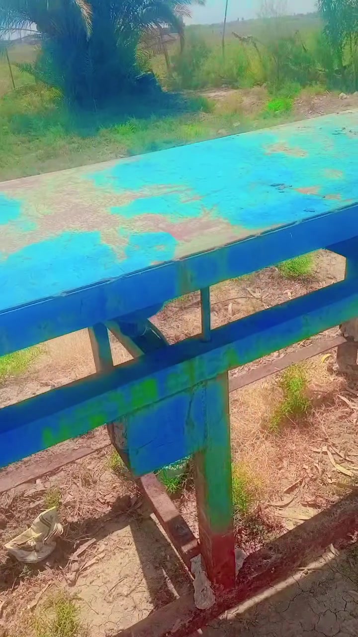 هزاز للبيع مع قالب واحد مكاني القاسم 
***********9
