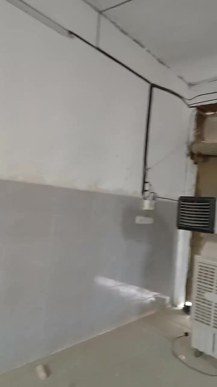 محلات للايجار مقابل جامعة القاسم اتصل *********** او***********موجود واتساب
