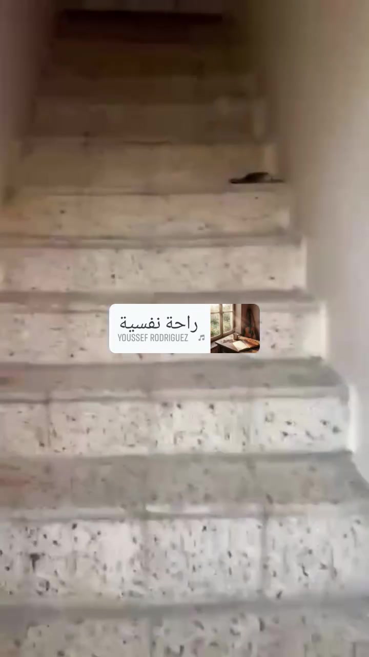 شقة للايجار قرب جامع الصايغ غرفتين نوم هول خدمات سطح ٢٠٠ متر للتواصل واتساب فقط وتصال *********** @إشارة @
